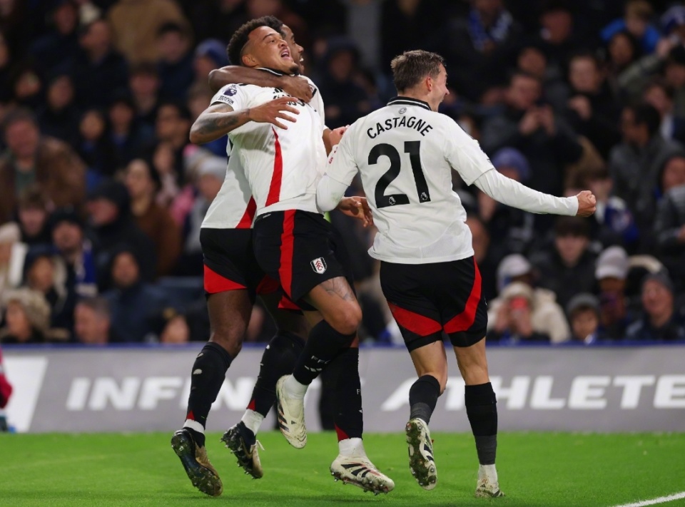 《守望先锋：归来》展示了全新英雄“渣客镇女王”在游戏中的实际